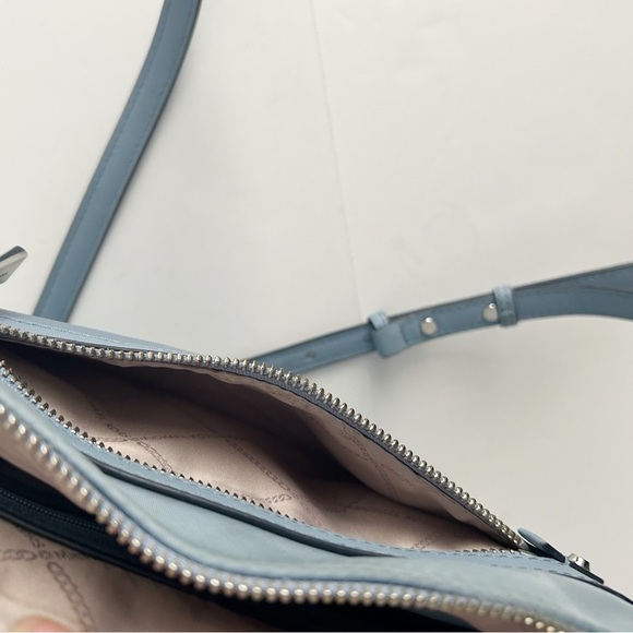 Michael Kors Jet Set Charm North South Light Blue Crossbody Bag - Picture 10 of 10